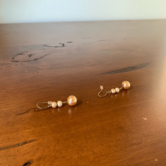 Anthropologie | Pearl Earrings - Picture 10 of 10